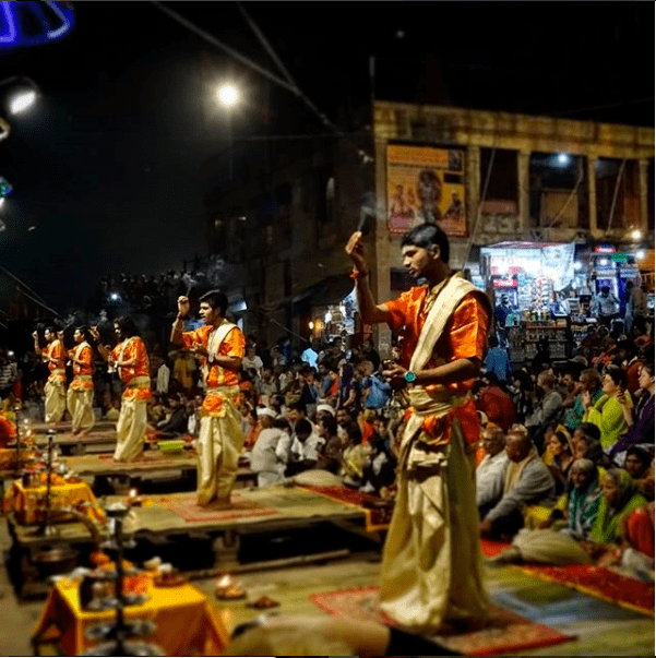 Ganga Aarti, otro Post Data