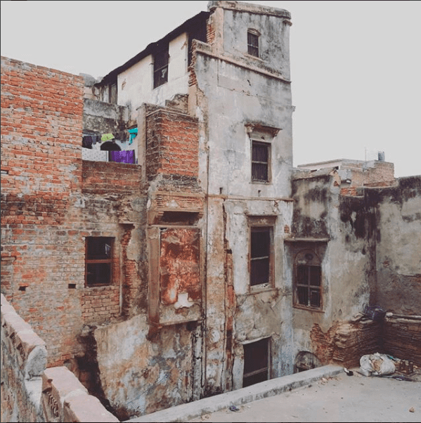 un mono que no está, Varanasi, Benarés, India