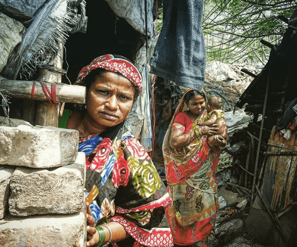 qué dura es la vida de las mujeres de los slums, otro Post Data