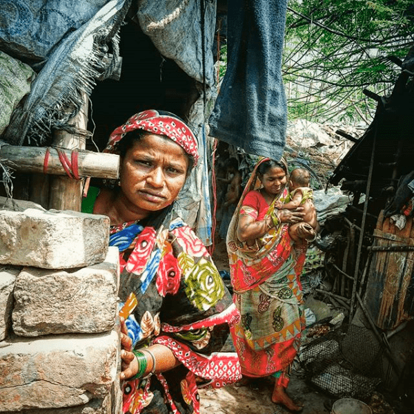 qué dura es la vida de las mujeres de los slums