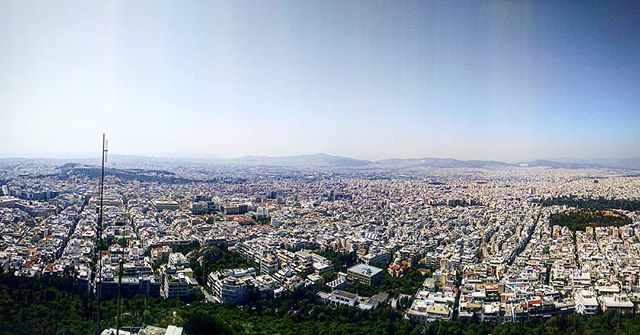 De Atenea, el monte Licabeto y porqué los cuervos son negros, otro Post Data