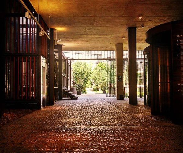 pero de paso, otro Post Data, COAM, Madrid, calle Hortaleza