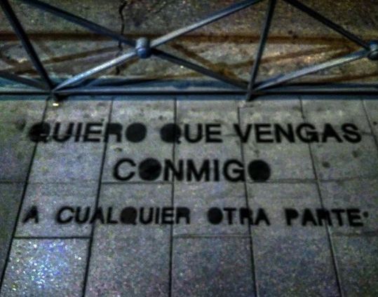 a cualquier otra parte, otro Post Data