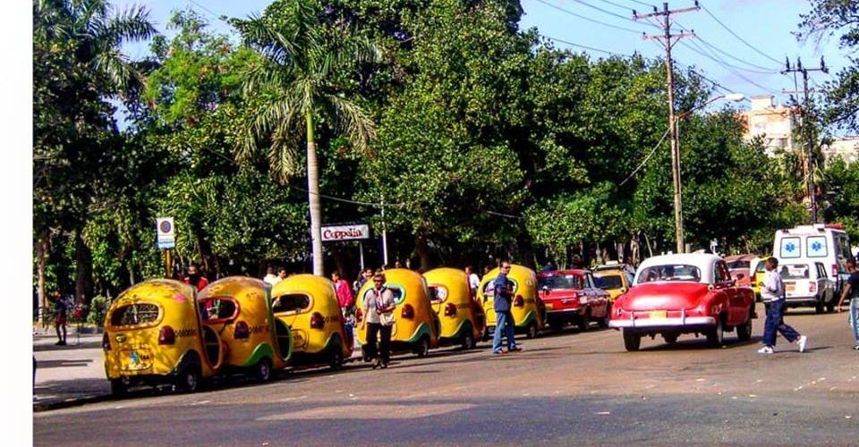otro Post Data, Cuba, María y Maira, La Habana, coco taxi