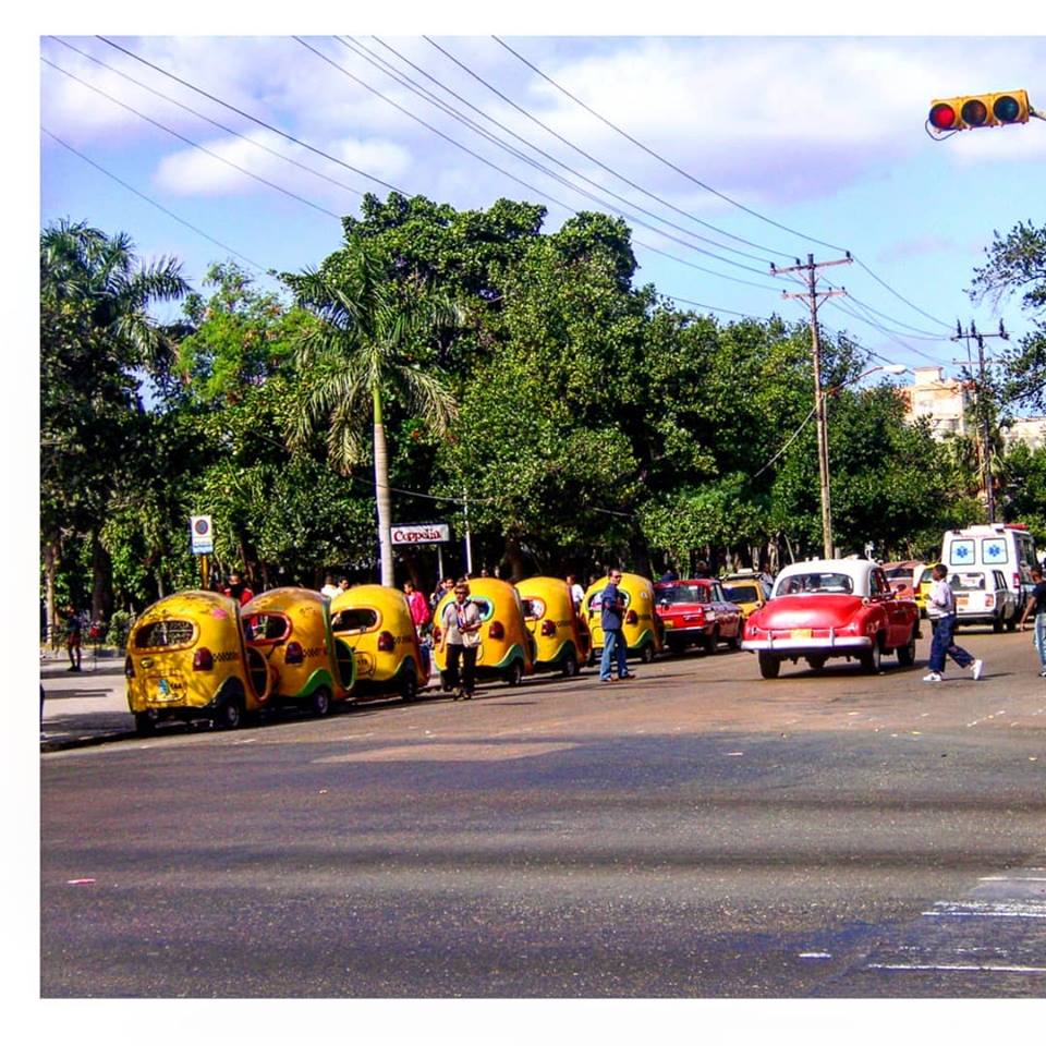 otro Post Data, Cuba, María y Maira, La Habana, coco taxi