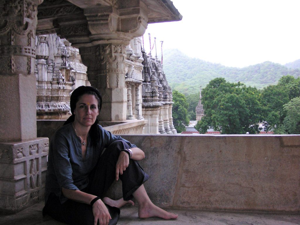 Pilar Ruiz Costa, otro Post Data, el Templo de las 1000 columnas, Ranakpur, India