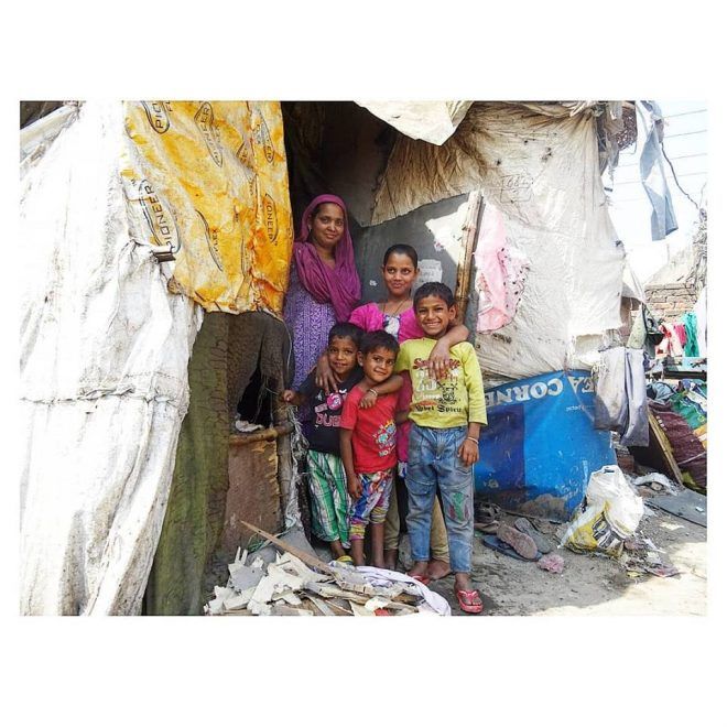 otro Post Data, el idioma que nos salvará en el otro mundo, slums, India, El Corán, musulmanes