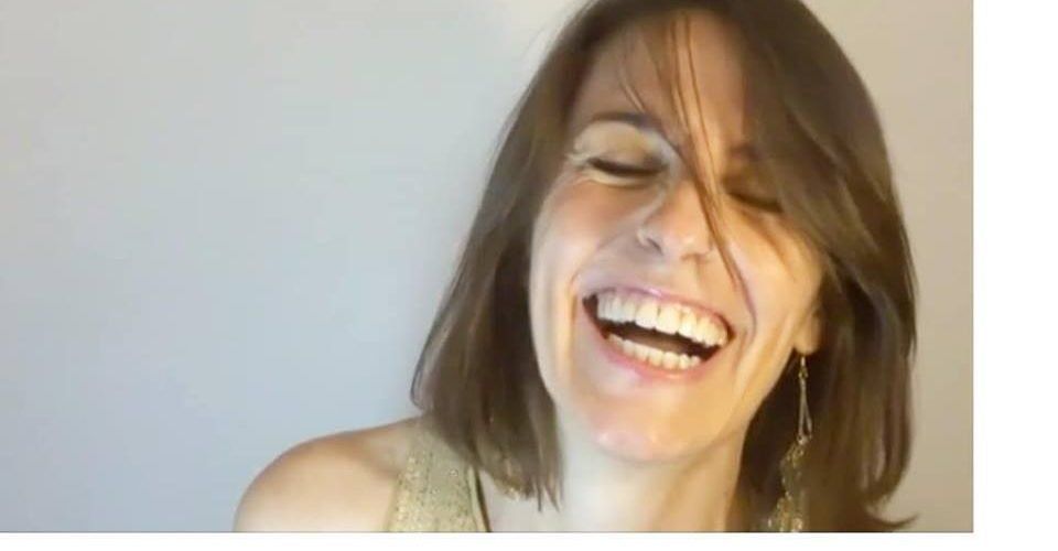 Hazla reír y te dará la vida, otro Post Data, Pilar Ruiz Costa