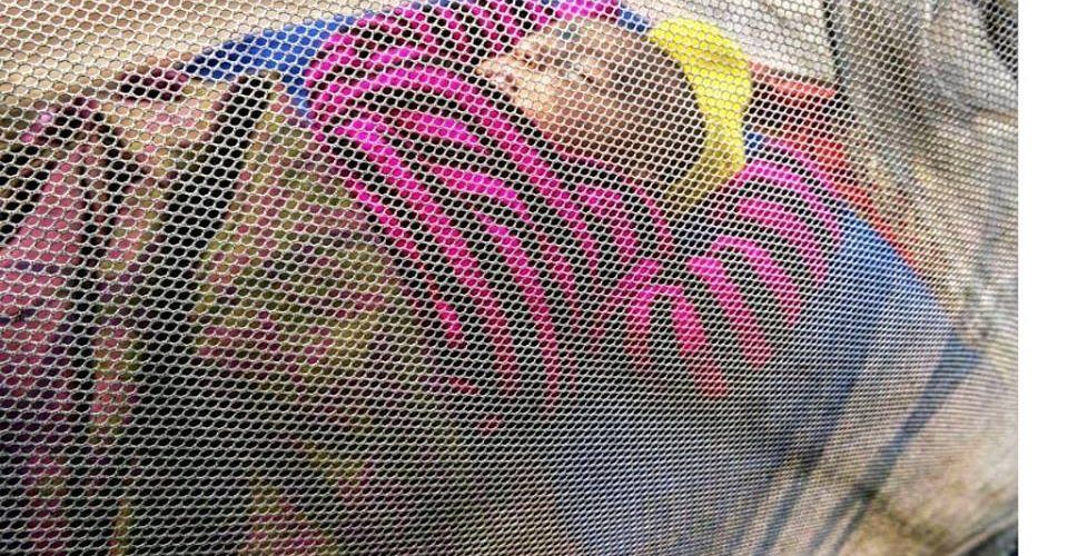 otro Post Data, duerme mi niño, duérmete ya, bebé, slums, India