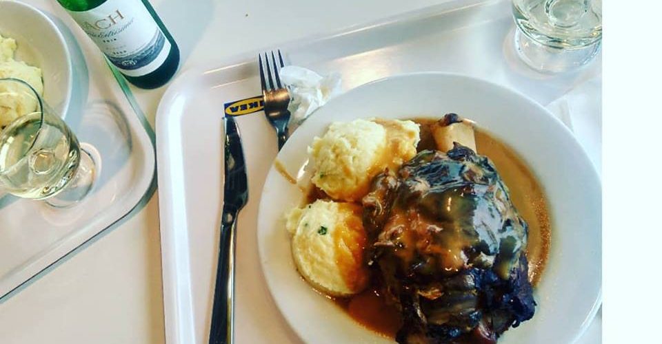 otro Post Data, codillo en Ikea