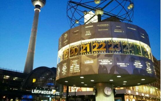 urania-el-reloj-mundial-de-berlin-3